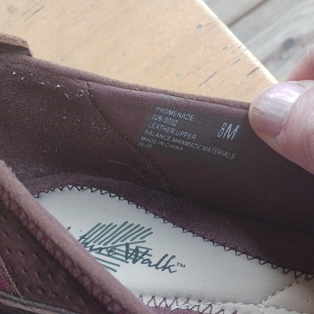 Nature Walk women's leather loafer walking shoes size 8 - Picture 10 of 10